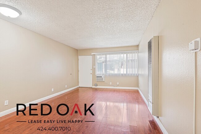 Foto del edificio - 17341 Hurley St