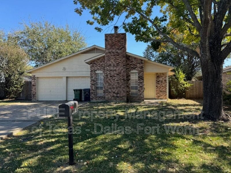 Primary Photo - 5221 Carpenter Dr