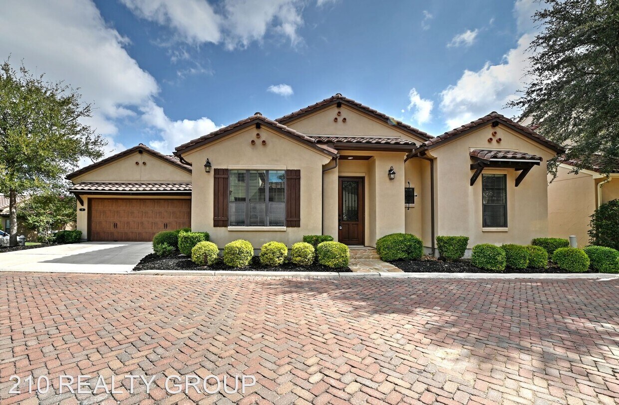 Foto principal - 3 br, 3 bath House - 1414 W BITTERS RD #18