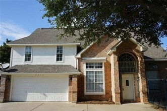 Building Photo - 2313 Perkins Pl