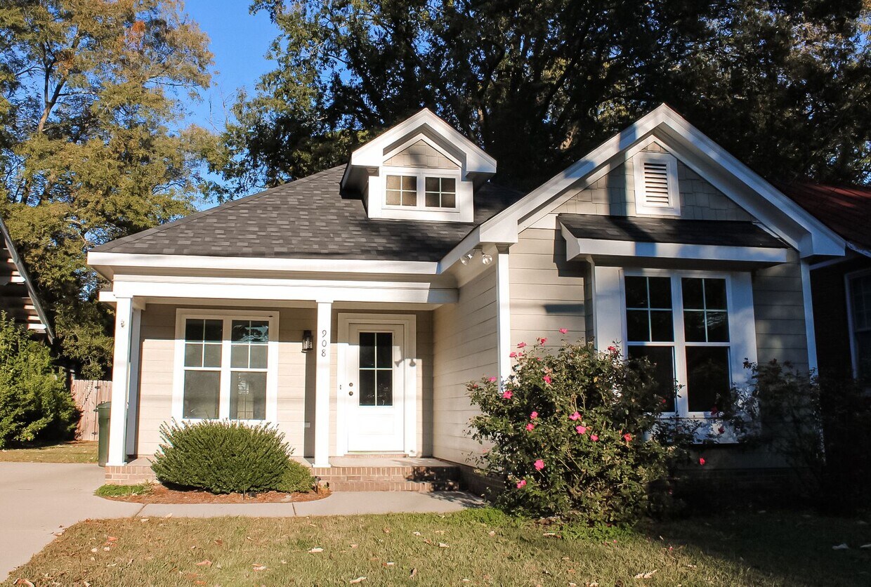 Foto principal - 908 Branch St NW