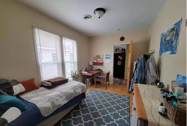 Bedroom 3 - 3017 Garfield Ave