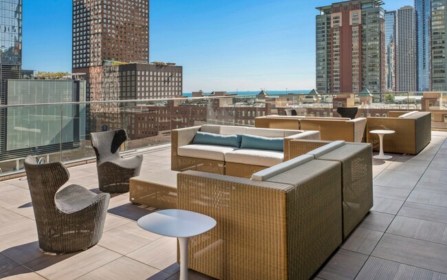 Foto del edificio - 545 N McClurg Ct