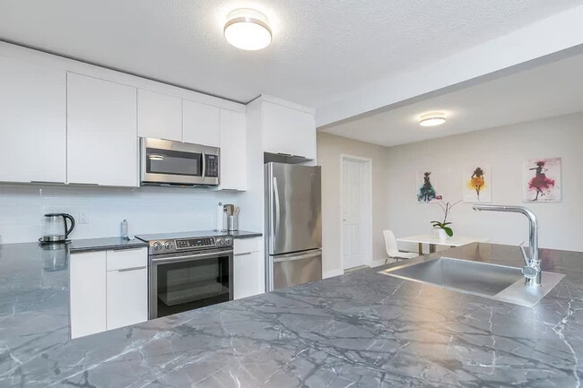 Building Photo - 2040 27th St