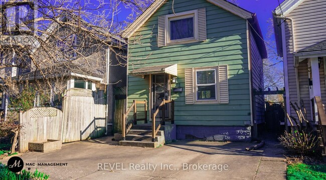 Building Photo - 32 Edmund St