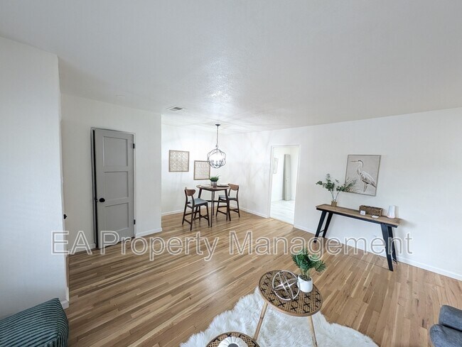 Foto del edificio - 1202 Truman St SE