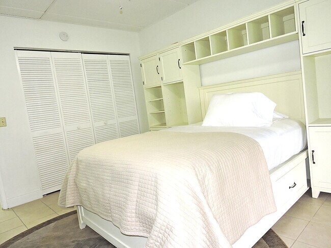 Foto del edificio - 3000 Springdale Blvd