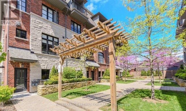 Building Photo - 20-20 Salvador Allende Ct