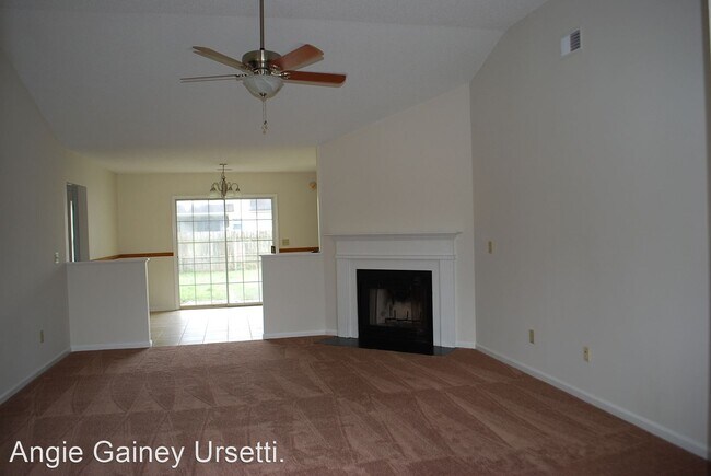 Foto del edificio - 3 br, 2 bath House - 150 Mossy Oaks Ave
