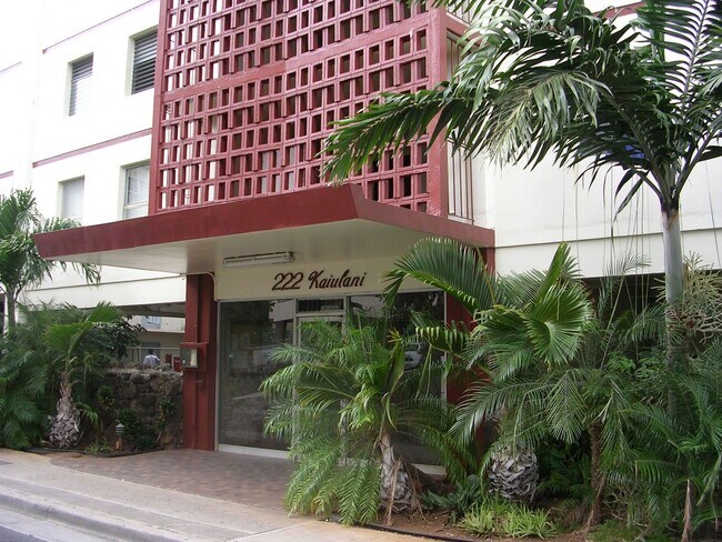 Building Photo - 222 Ka?iulani Ave