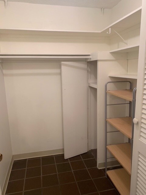 Foto del edificio - 60 Longwood Ave