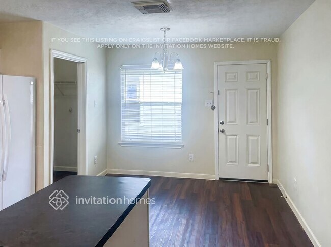 Foto del edificio - 8567 Chaletford Dr