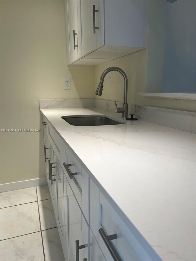 Foto del edificio - 260 NW 107th Ave