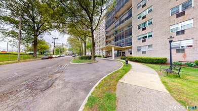 Building Photo - 25 Cartright St