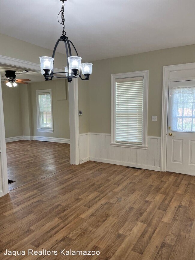 Building Photo - 4 br, 2 bath House - 20300 Marcellus Road