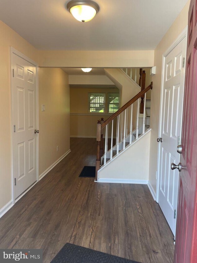 261 Sloan Ct, Wilmington, DE 19808 Townhouse for Rent in Wilmington