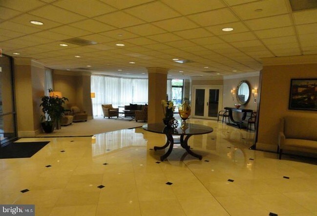Foto del edificio - 901 N Monroe St