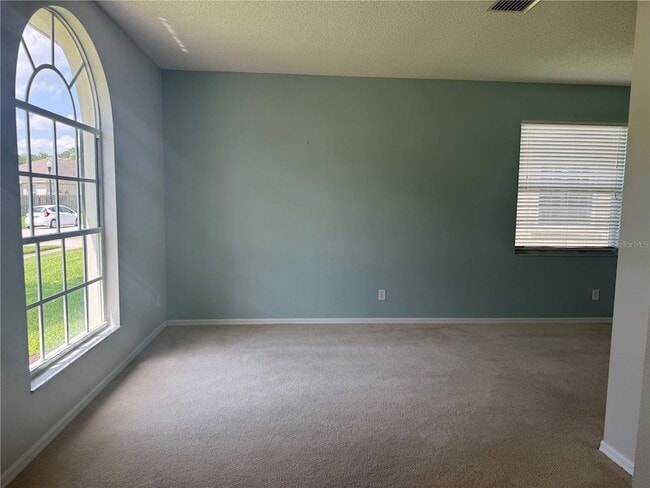 Foto del edificio - 12521 Sparkleberry Rd