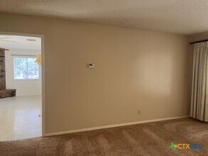 Building Photo - 311 Cindy Dr