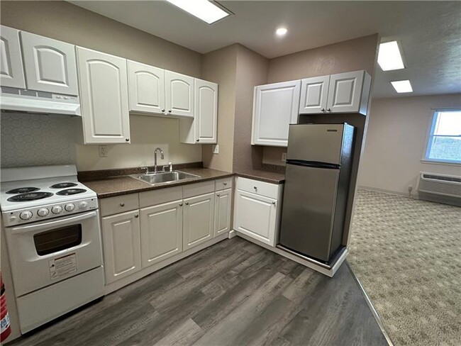 Foto del edificio - 630 Glade Run Rd