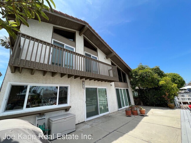 Building Photo - 4 br, 3 bath House - 2706 Bayshore Avenue