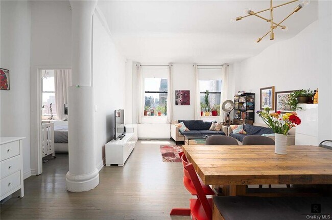 Foto del edificio - 312 E 23rd St