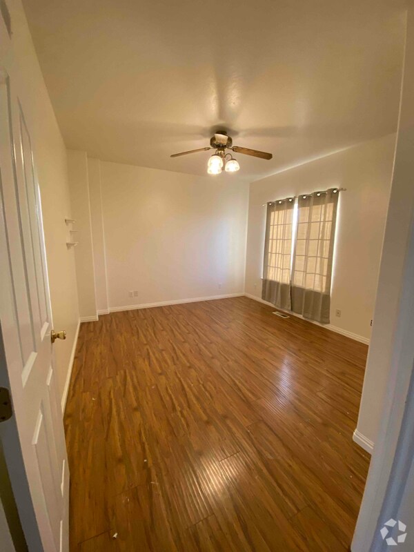 Apartments For Rent in Paragonah UT with Hardwood Floors 2 Rentals