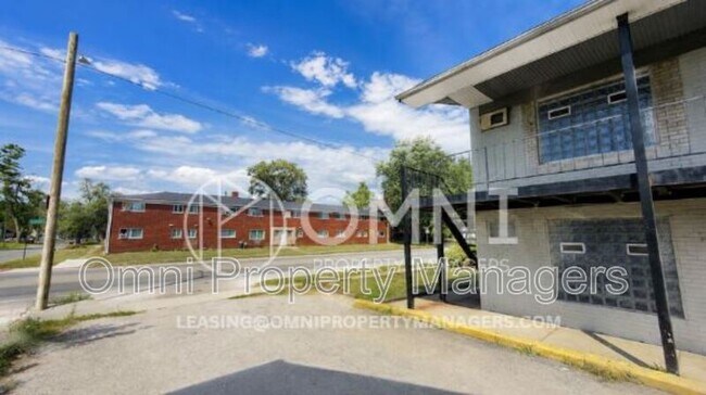 Foto del edificio - 11360 Wyoming Ave
