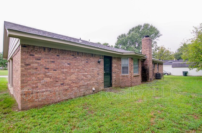 Building Photo - 3976 Stillwood Dr