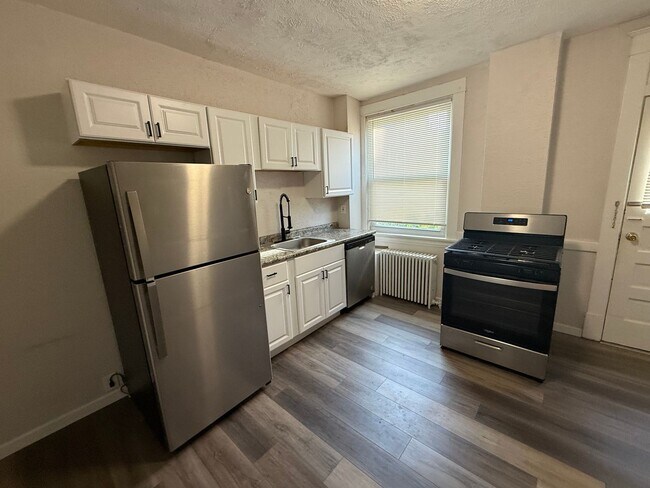 Foto del edificio - 4208 Calvin St