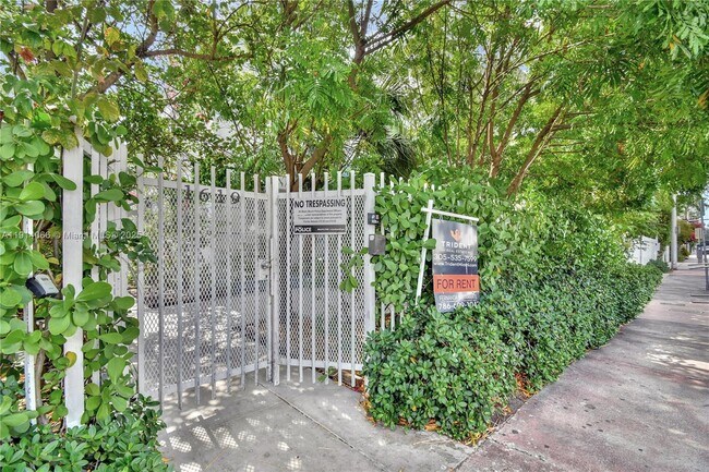 Foto del edificio - 1619 Meridian Ave