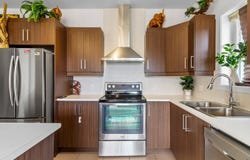 Building Photo - 3215 Trinity View Dr