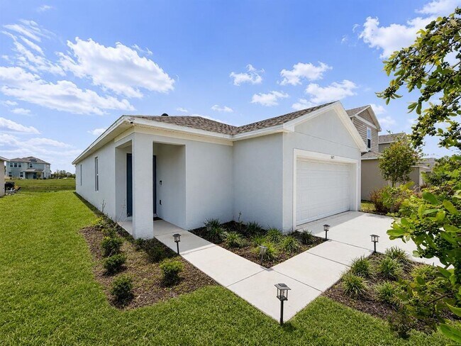 Building Photo - 5671 Nispero Wy