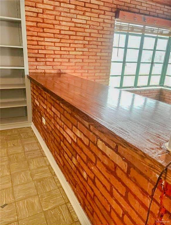 Foto del edificio - 208 E 10th St