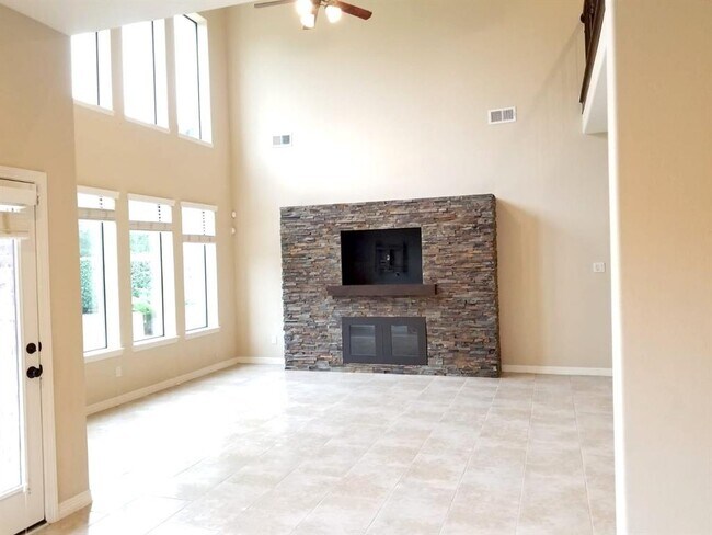 Building Photo - 7111 Wild Trail