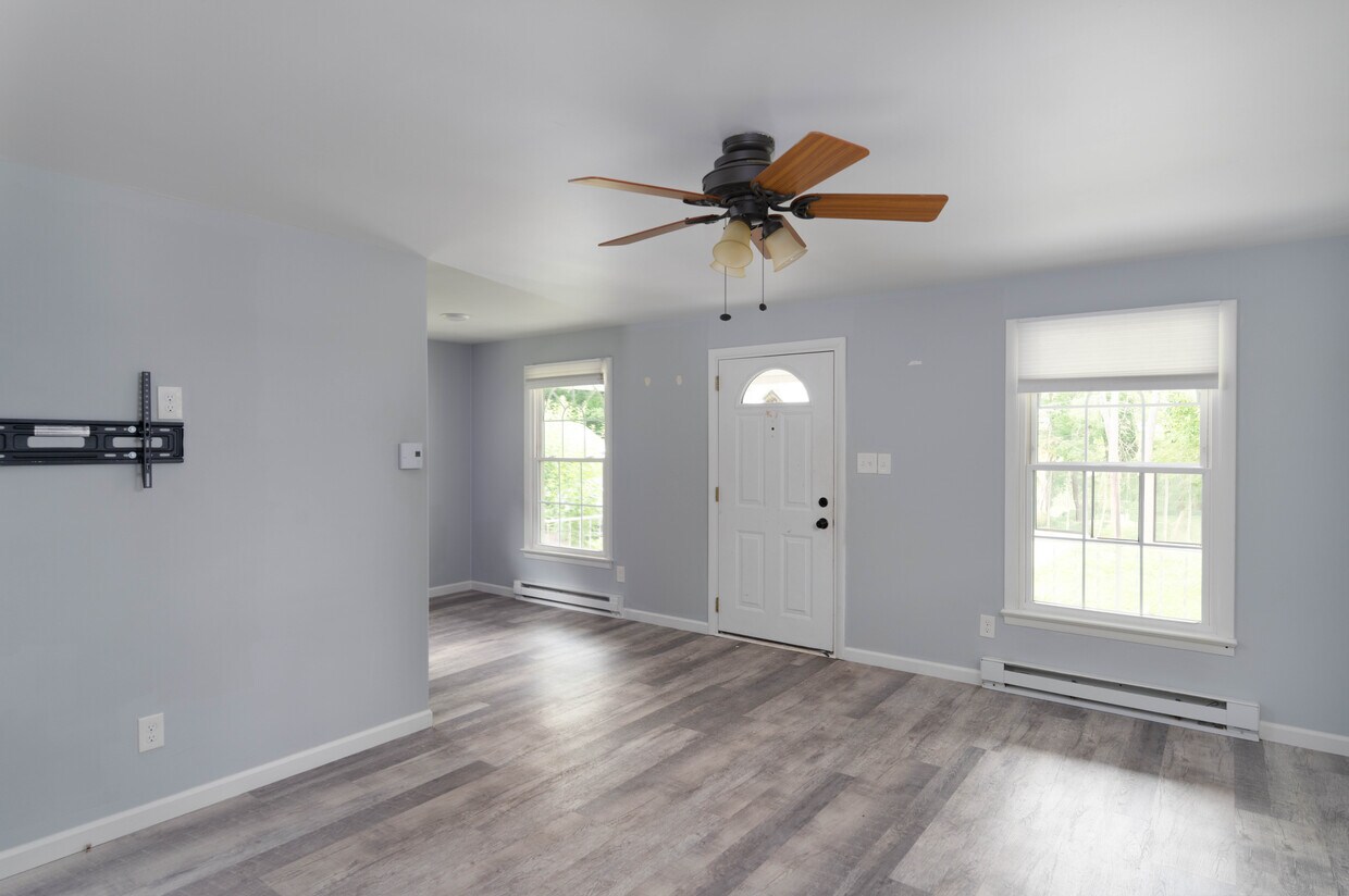 Foto principal - 311 N 3rd St