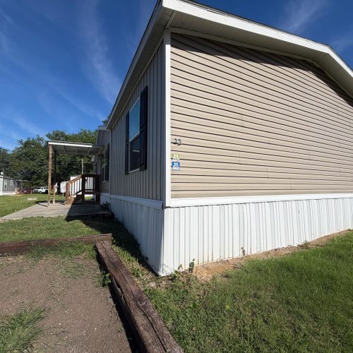 Building Photo - 516 GA-133