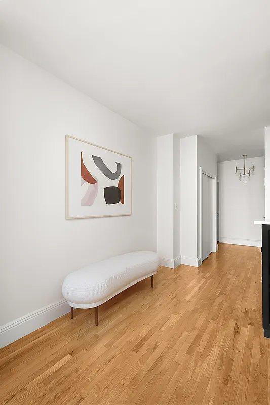 Building Photo - 1 bedroom in New York NY 10018