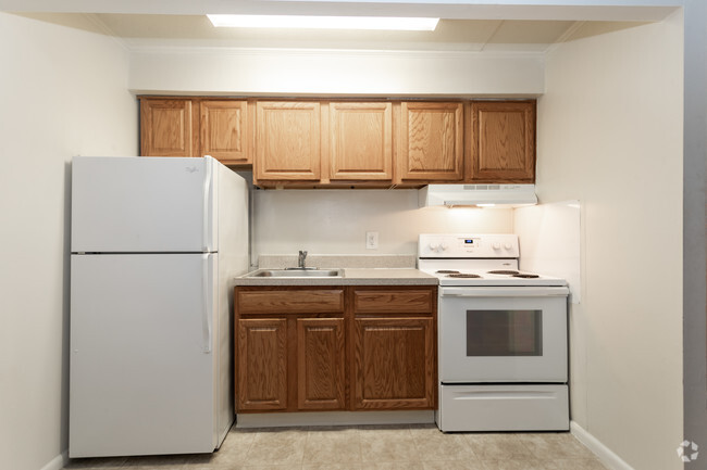 Kitchen - Glen Manor Apartments