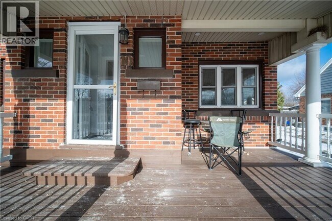 Photo du bâtiment - 10 Monroe St