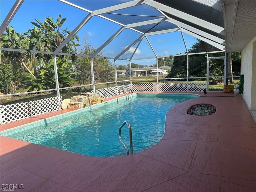 Foto principal - 701 Arianne Ct