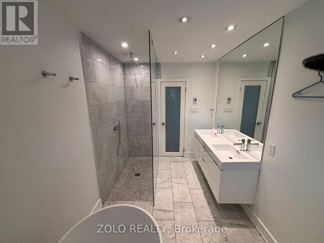 Building Photo - 74 Ladyslipper Ct