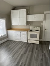 Building Photo - 829 W Franklin St