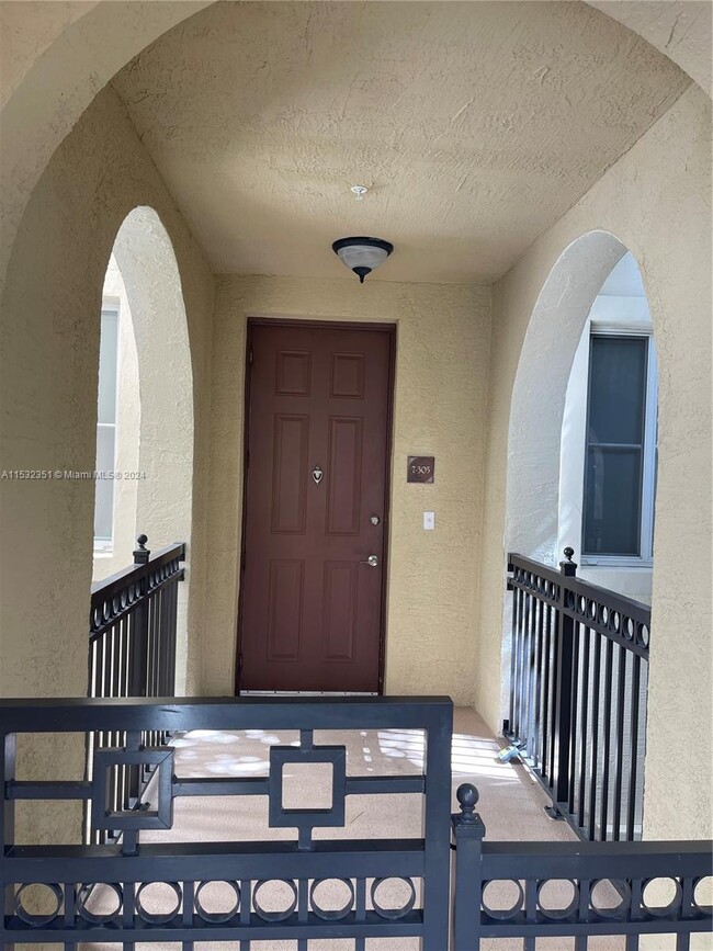 Building Photo - 3055 NW 126th Ave