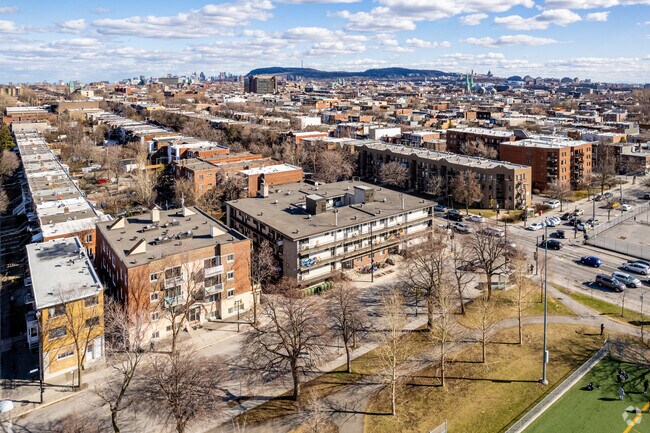 Aerial Photo - 1122-1144 rue Villeray