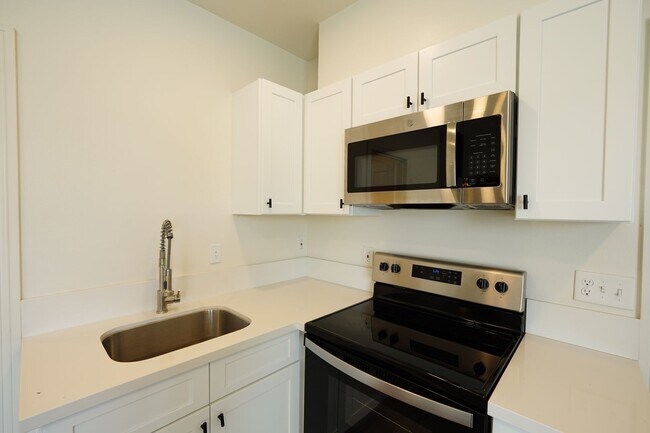 Foto del edificio - 241 E Etiwanda Ave