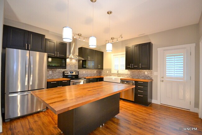 Foto del edificio - 3 Mill Creek Loop
