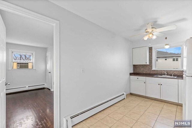 Foto del edificio - 775 Riverside Ave