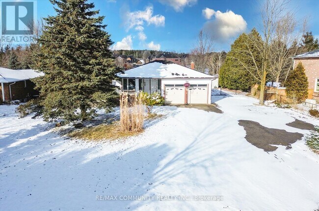 Photo du bâtiment - 6104 Bloomington Rd