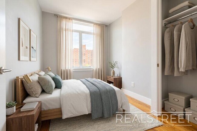 Foto del edificio - New 2 BEd in Fort Greene with Roof Deck & Laundry!